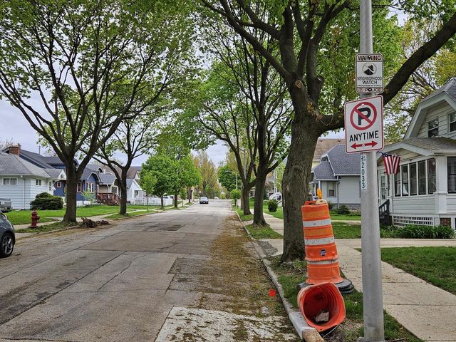 2023 83rd STREET, West Allis, WI 53219
