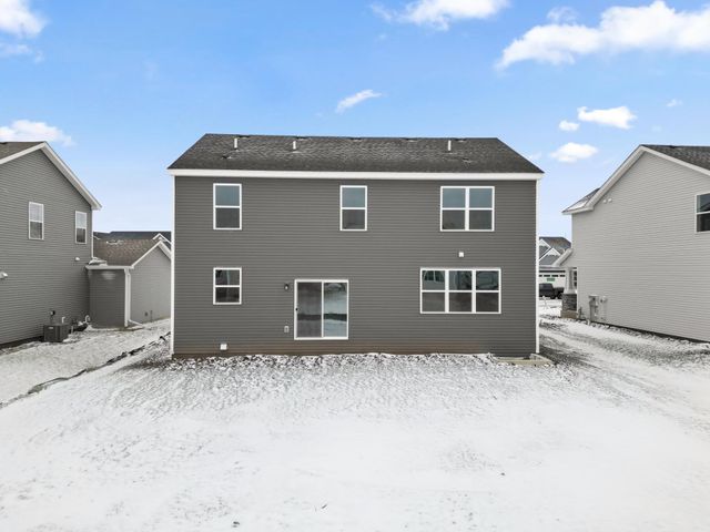 1913 Ironwood Drive, Carver, MN 55315