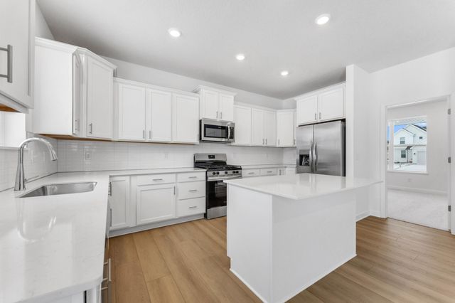 1913 Ironwood Drive, Carver, MN 55315