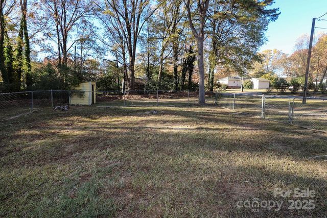 300 Grover Moore Place, Indian Trail, NC 28079