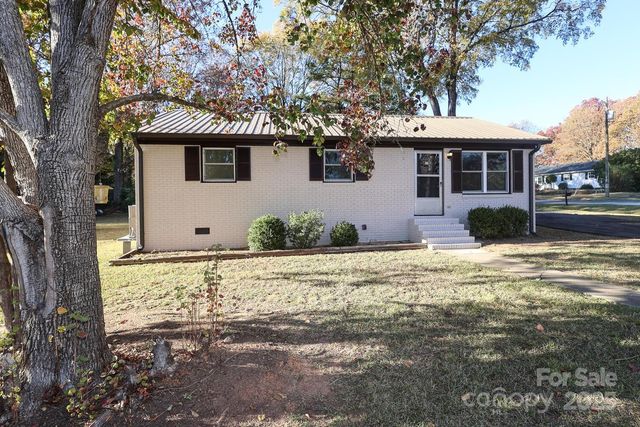 300 Grover Moore Place, Indian Trail, NC 28079