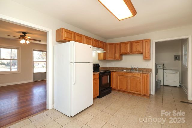 300 Grover Moore Place, Indian Trail, NC 28079