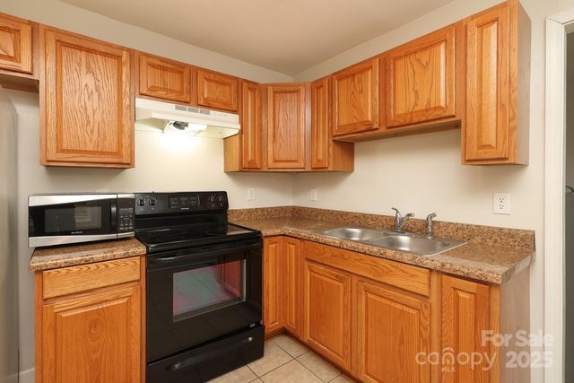 300 Grover Moore Place, Indian Trail, NC 28079