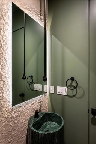 1866 Valparaiso Avenue, Menlo Park, CA 94025