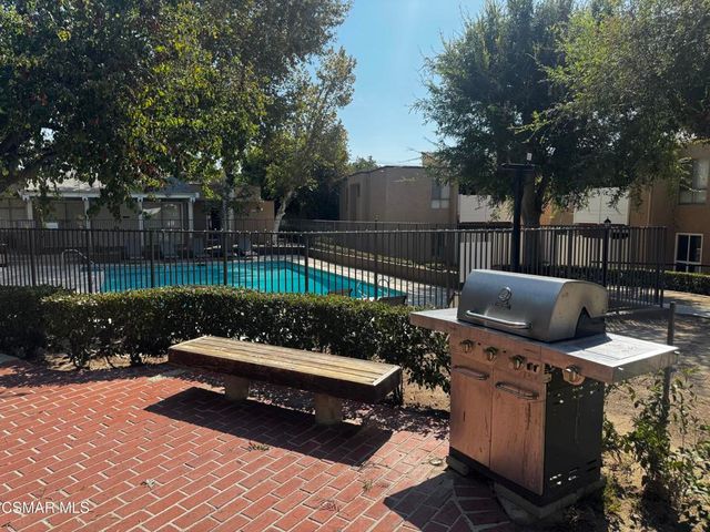 10331 Lindley Avenue 132, Porter Ranch, CA 91326