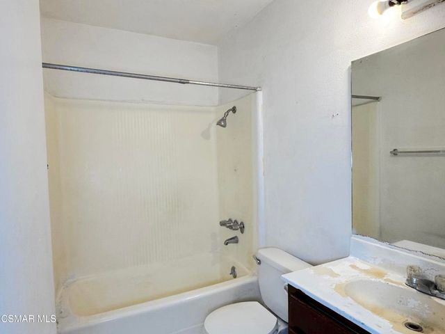 10331 Lindley Avenue 132, Porter Ranch, CA 91326