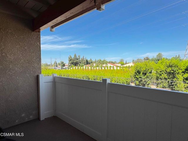 10331 Lindley Avenue 132, Porter Ranch, CA 91326