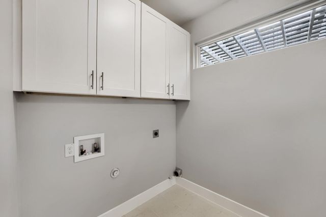 1126 Lott Ave B, Austin, TX 78721