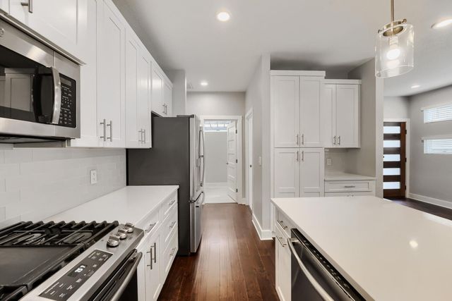 1126 Lott Ave B, Austin, TX 78721