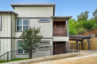 1126 Lott Ave B, Austin, TX 78721
