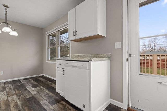1204 E PARK HILLS DRIVE, Appleton, WI 54915