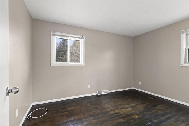 1204 E PARK HILLS DRIVE, Appleton, WI 54915