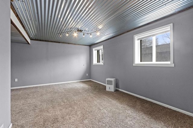 1204 E PARK HILLS DRIVE, Appleton, WI 54915