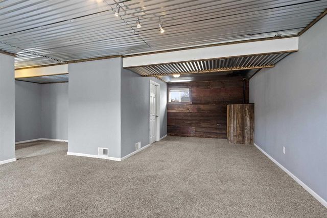 1204 E PARK HILLS DRIVE, Appleton, WI 54915
