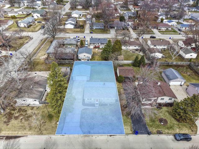 1204 E PARK HILLS DRIVE, Appleton, WI 54915