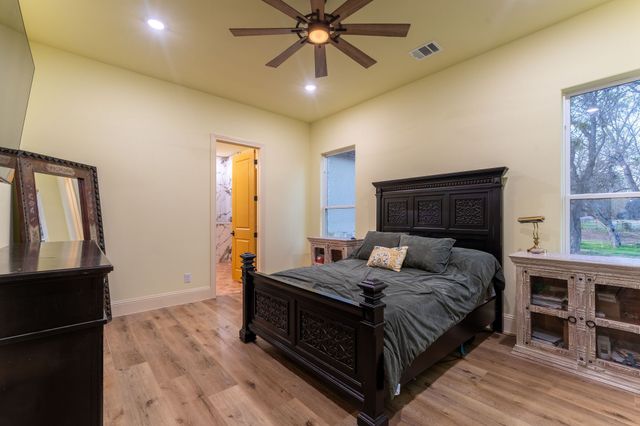 275 Highland Road, Springtown, TX 76082