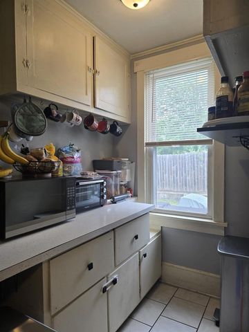 1536 Elm Street, Beloit, WI 53511