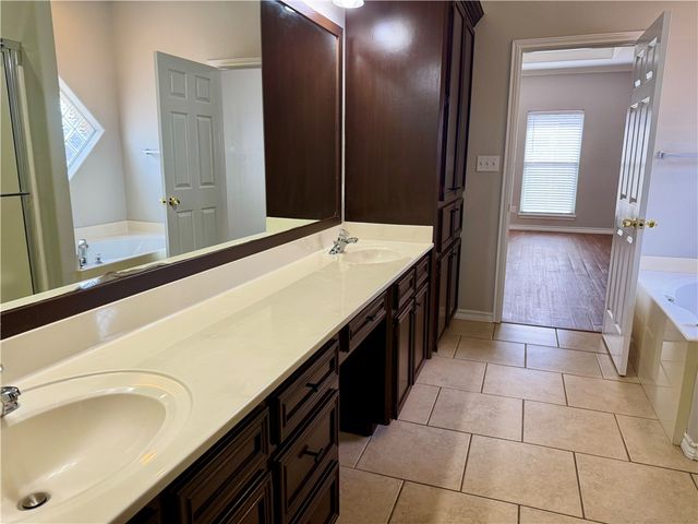 2534 Dewberry Dr, Corpus Christi, TX 78414