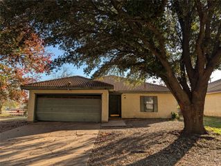 1232 Nelson Place, Fort Worth, TX 76028