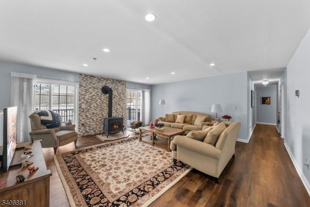 133 Redding Ave, South Plainfield Boro, NJ 07080