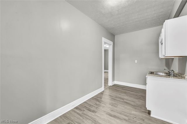 8111 Madison Avenue, Cleveland, OH 44102