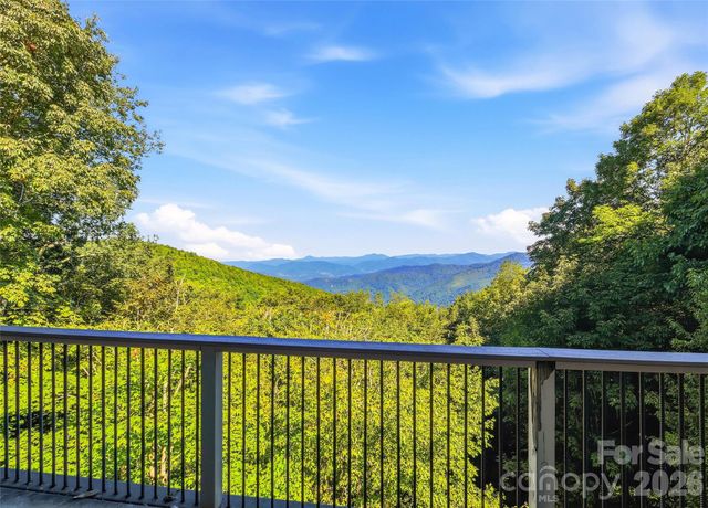 75 Briarwood Lane, Maggie Valley, NC 28751