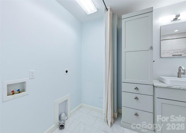 75 Briarwood Lane, Maggie Valley, NC 28751
