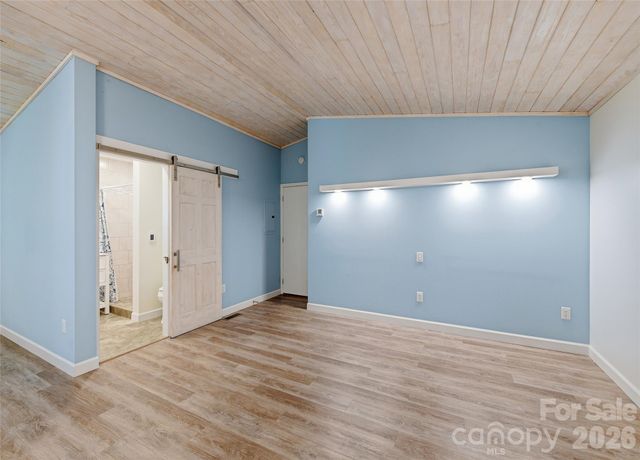 75 Briarwood Lane, Maggie Valley, NC 28751