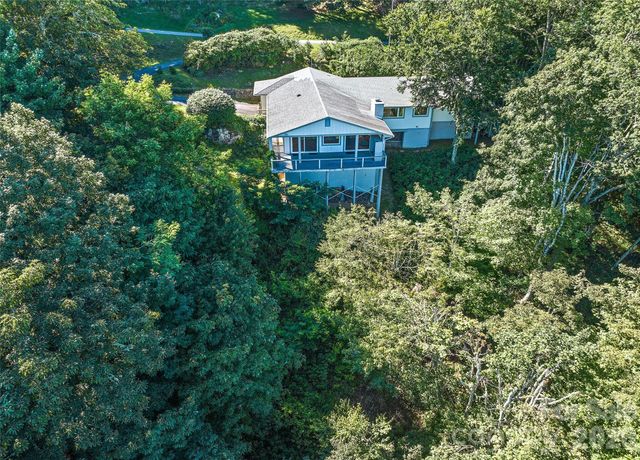 75 Briarwood Lane, Maggie Valley, NC 28751