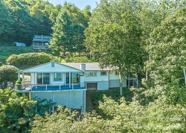 75 Briarwood Lane, Maggie Valley, NC 28751