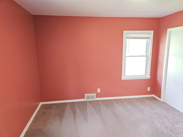 4651 6th Street NE, Columbia Heights, MN 55421