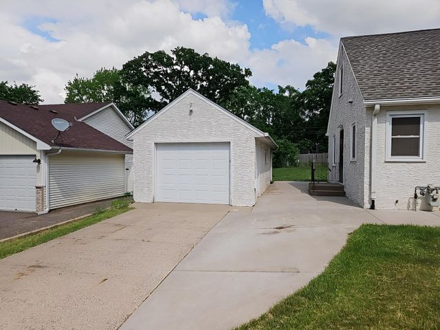 4651 6th Street NE, Columbia Heights, MN 55421