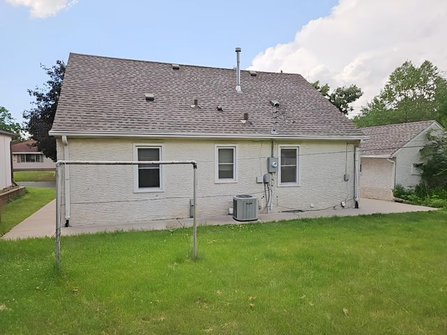 4651 6th Street NE, Columbia Heights, MN 55421