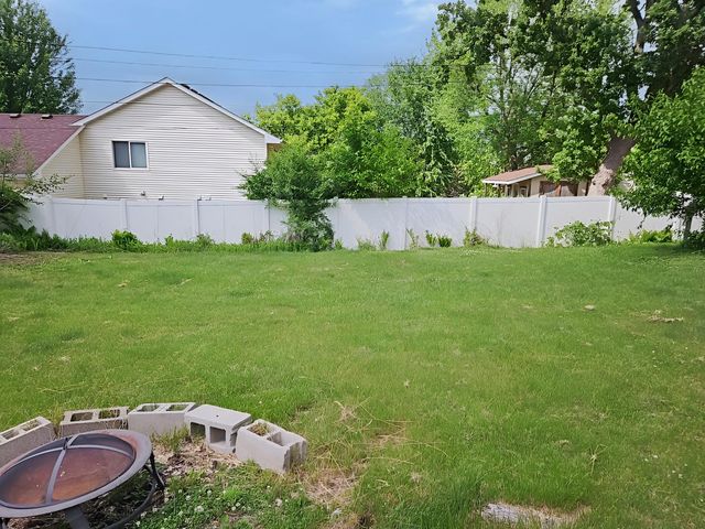 4651 6th Street NE, Columbia Heights, MN 55421