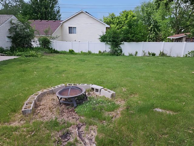 4651 6th Street NE, Columbia Heights, MN 55421