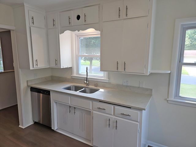 4651 6th Street NE, Columbia Heights, MN 55421