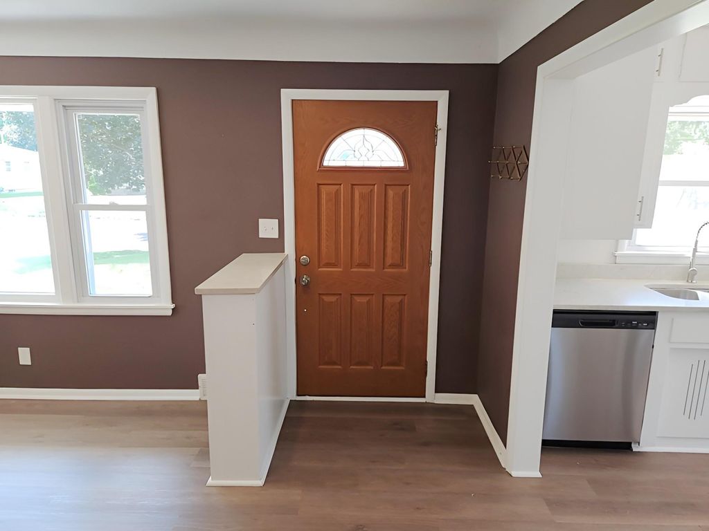4651 6th Street NE, Columbia Heights, MN 55421 — photo 3