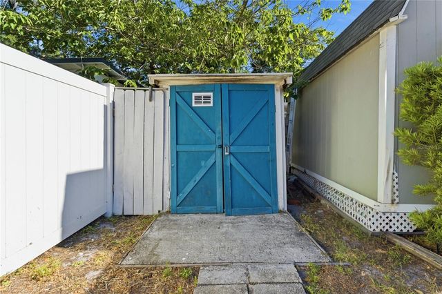 10801 W ELBOW DR, Tampa, FL 33612