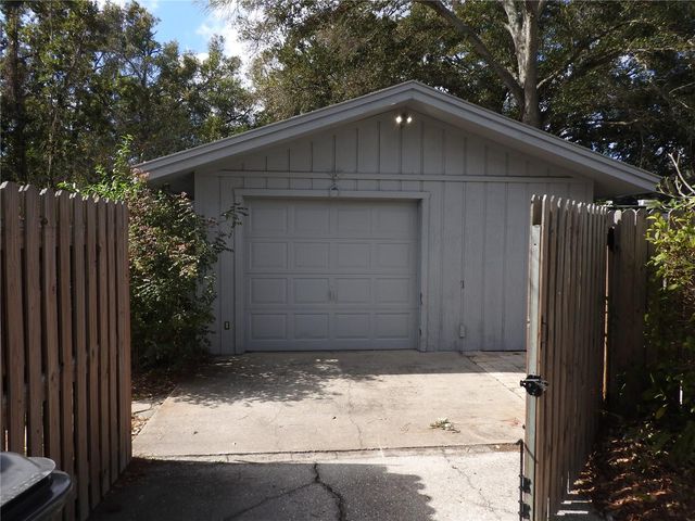 8308 BEASLEY ROAD, Tampa, FL 33615