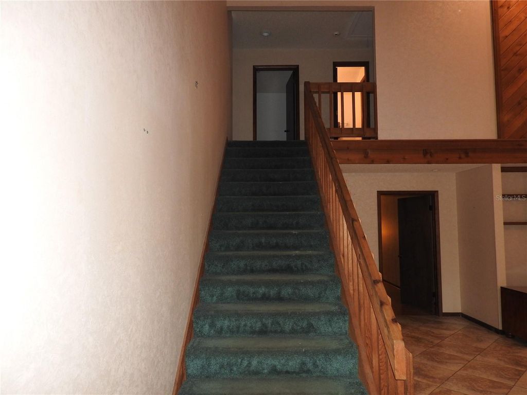 Image 41 of property listing at 8308 BEASLEY ROAD, Tampa, FL 33615