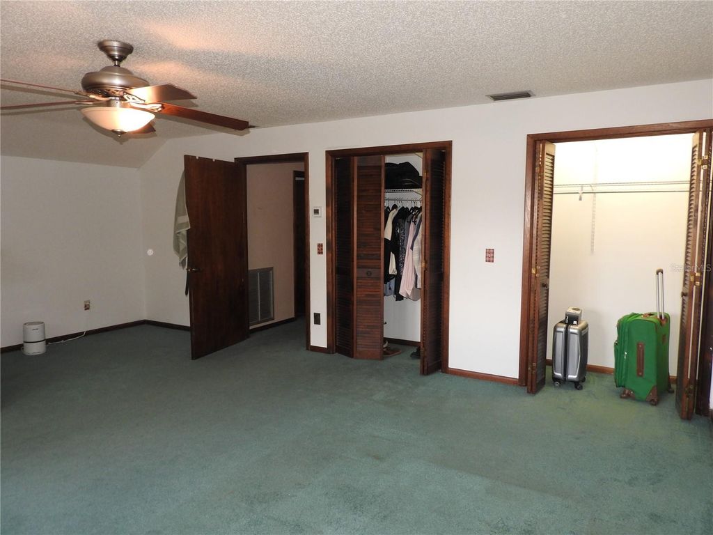 Image 47 of property listing at 8308 BEASLEY ROAD, Tampa, FL 33615