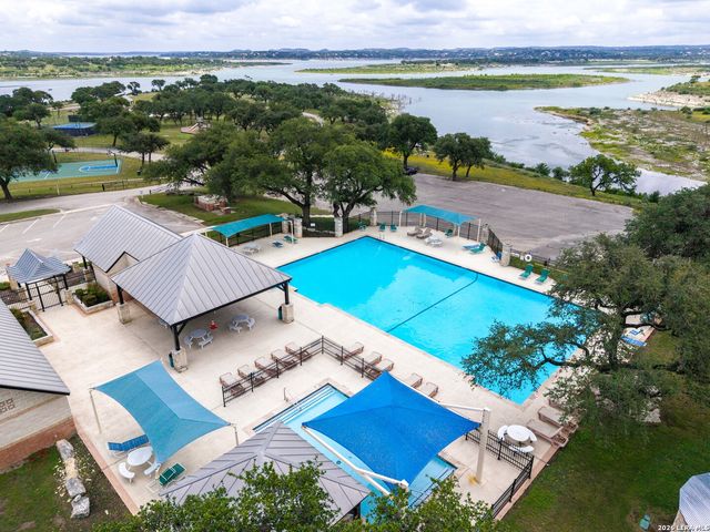 351 STARLING PASS, Spring Branch, TX 78070