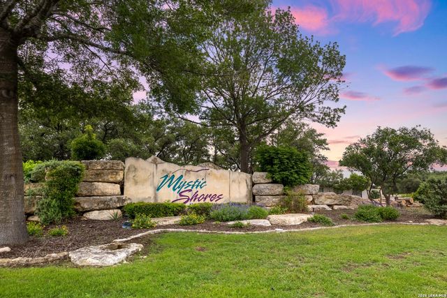 351 STARLING PASS, Spring Branch, TX 78070