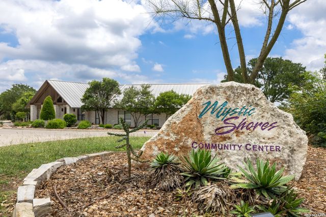 351 STARLING PASS, Spring Branch, TX 78070