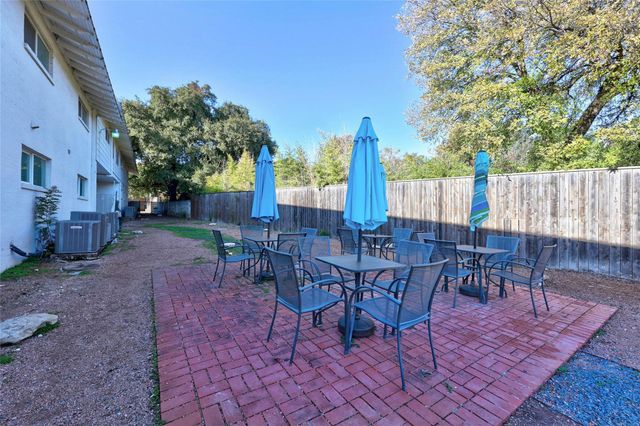 1208 Enfield RD 202, Austin, TX 78703