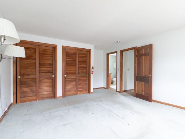 36 Hampton Drive, Nashua, NH 03063