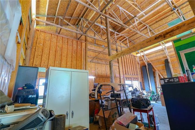 1411 S Hudnall Road, Oak Grove, MO 64075