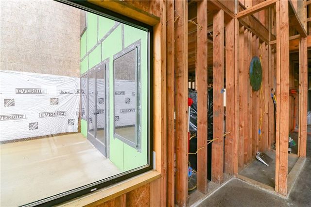 1411 S Hudnall Road, Oak Grove, MO 64075