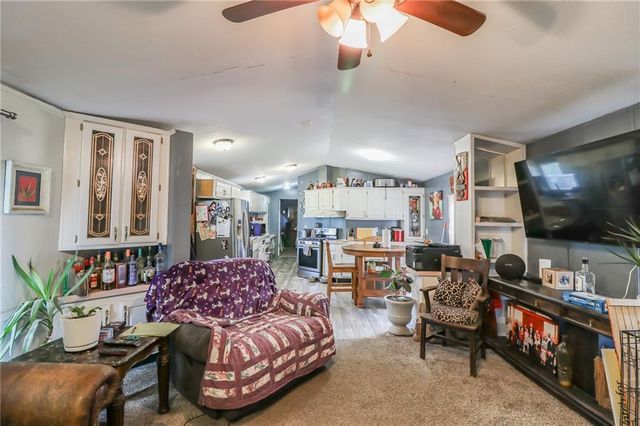 1411 S Hudnall Road, Oak Grove, MO 64075