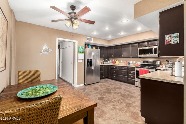 9333 E Parkside Drive, Sun Lakes, AZ 85248